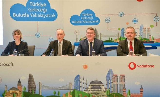 Microsoft ve Vodafone iş birliğinde 'yapay zeka' Türkçe öğrendi