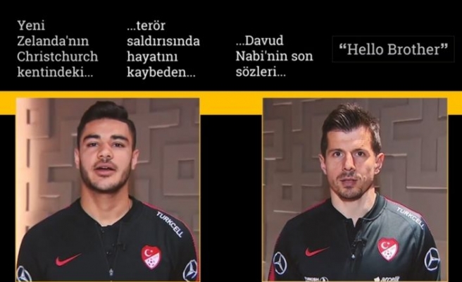 Milli futbolculardan 'Hello Brother' mesajı