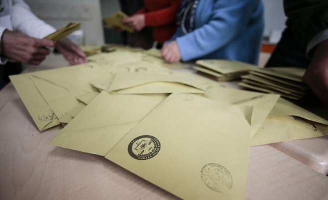 Maltepe'de oy sayımı yeniden başladı