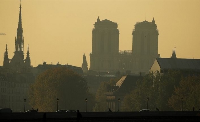 Notre Dame için uluslararası mimari yarışması düzenlenecek