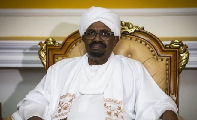 Sudan’da 30 yıllık Beşir dönemi sona erdi
