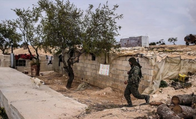 YPG/PKK, Tel Rıfat'ta savaştırmaya ikna edemediği Arapları kovdu