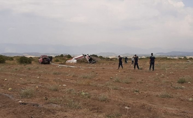 Antalya'da sivil eğitim uçağı düştü: 1 ölü, 2 yaralı