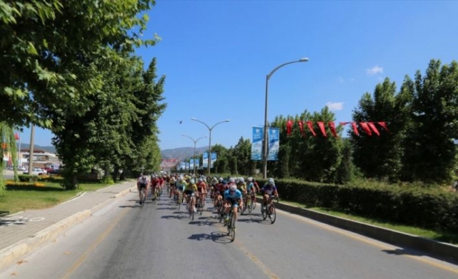 15 Temmuz Şehitlerini Anma Ulusal Bisiklet Yol Yarışı tamamlandı