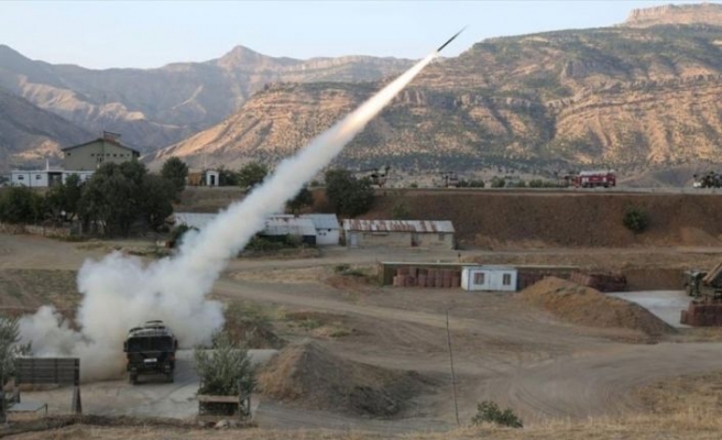Pençe-2 Operasyonu'nda PKK hedefleri ateş altına alındı