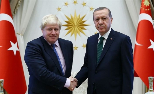 Cumhurbaşkanı Erdoğan'dan Boris Johnson'a tebrik telefonu