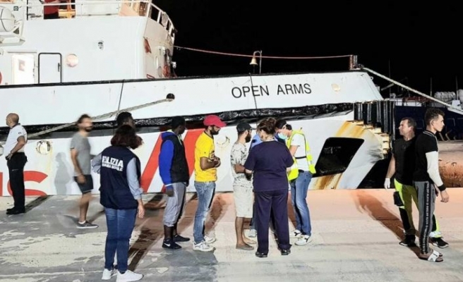 Open Arms gemisindeki göçmenler 5 AB ülkesine dağıtılacak