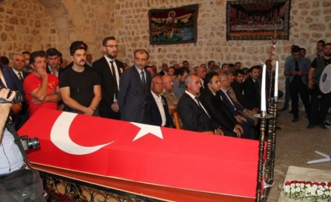 PKK'lı teröristlerce katledilen Süryani için kilisede tören