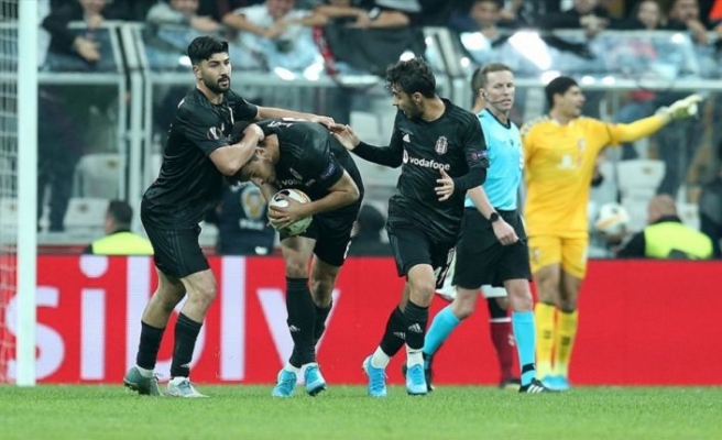Beşiktaş derbide moral arıyor