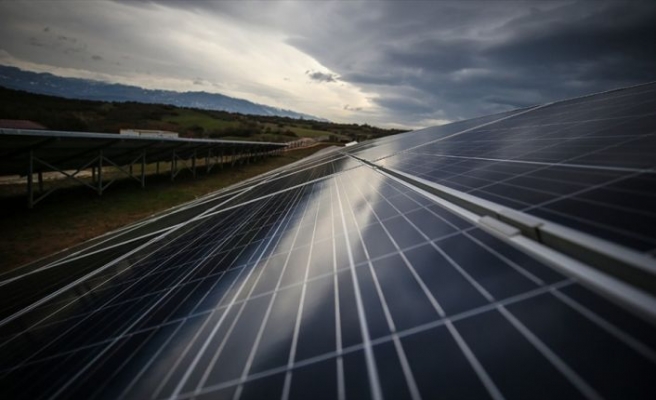 Güneş enerjisiyle 30 yılda 18 milyar dolar ülkede kalacak