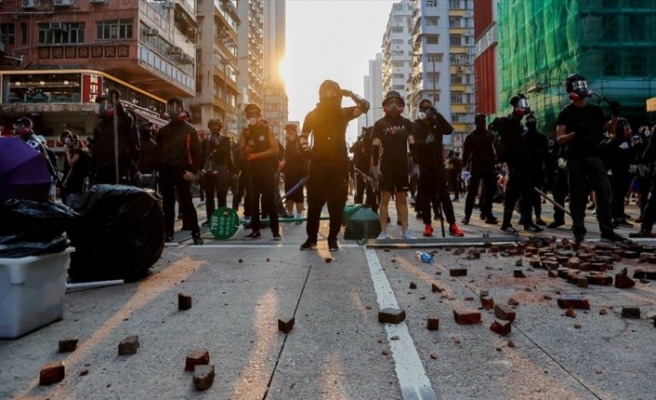 Hong Kong'daki protestolar ekonomik açıdan tehlike yaratıyor