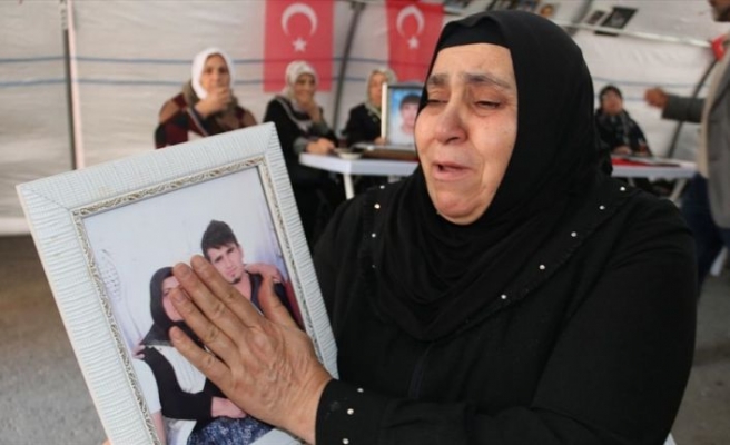 Diyarbakır annelerinden Ödümlü: Oğlumun Öğretmenler Gününü kutlayacağım ama o burada yok