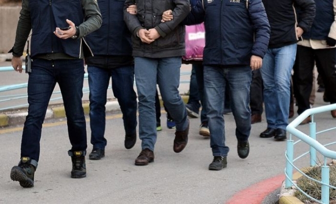 FETÖ'nün Hava Kuvvetleri yapılanması soruşturmasında 17 gözaltı kararı