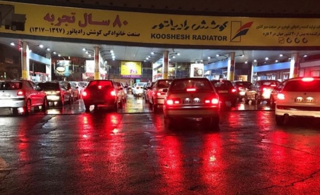 İran Petrol Bakanı Zengene: Günlük benzin tüketimi yaklaşık 20 milyon litre azaldı