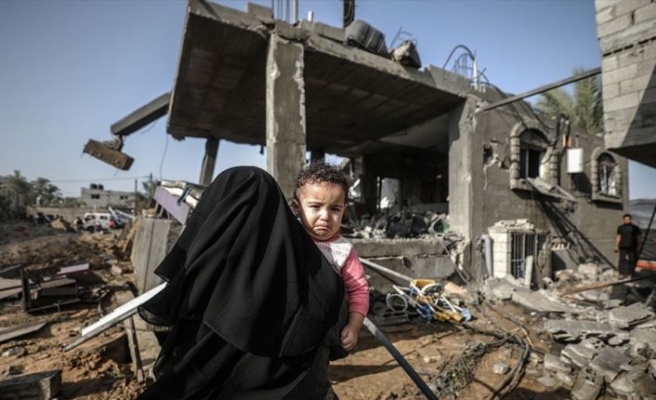 İsrail'in Gazze'ye hava saldırılarında 16 kişi hayatını kaybetti