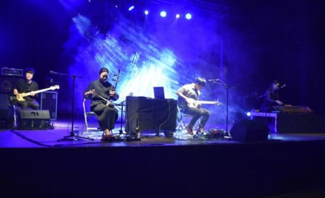 Güney Koreli rock grubu Türkiye'ye gelmekten memnun