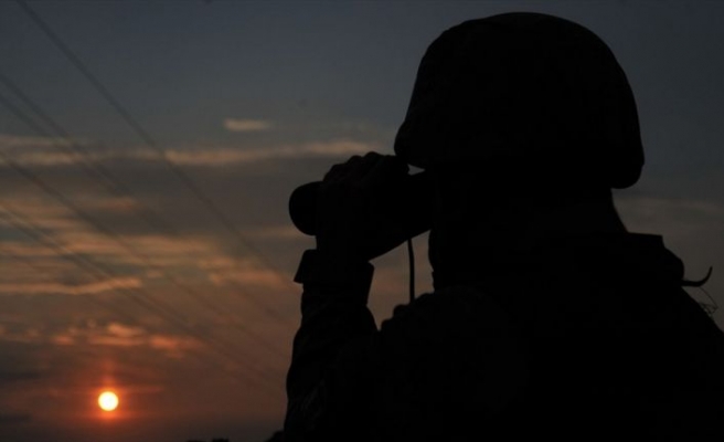 Irak ve Suriye'deki barınma alanlarından kaçan 5 PKK'lı terörist teslim oldu