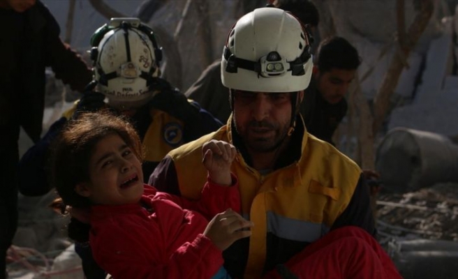 Suriye'deki iç savaşta 979 insani yardım çalışanı hayatını kaybetti
