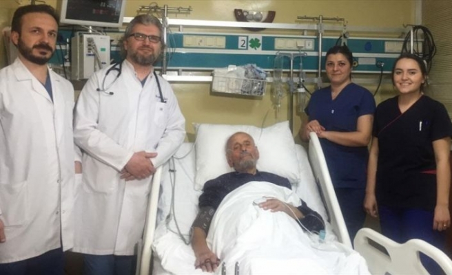 Sağ kalp kapak yetersizliği olan hastaya Türkiye'de ilk kez kapalı yöntemle müdahale