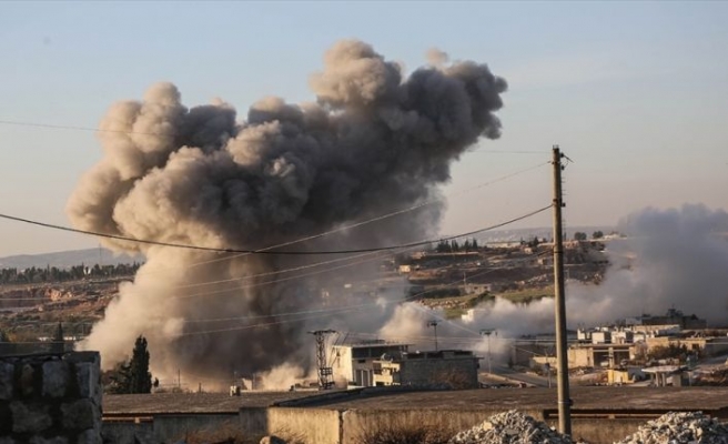 Esed rejimi ve Rusya'dan İdlib'deki sivil yerleşimlere hava saldırısı: 13 ölü