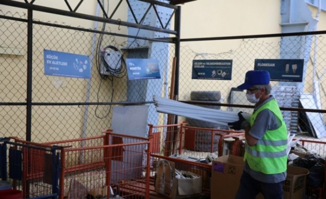 Kocaeli'de elektronik atıklar geri dönüştürülerek ekonomiye katkı sağlanıyor