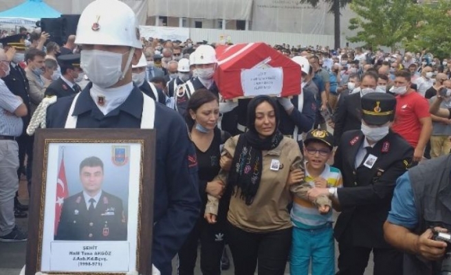 Şehit Astsubay Kıdemli Başçavuş Akgöz, Tekirdağ'da son yolculuğuna uğurlandı