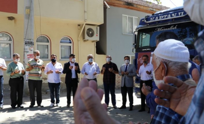 Bursalı çiftçiler Suriye'ye 4 yardım tırı gönderdi
