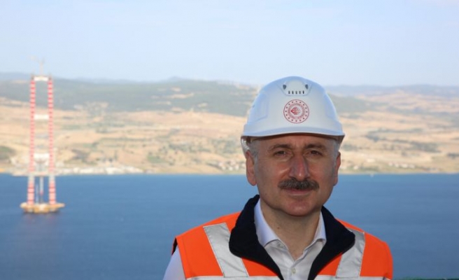Bakan Karaismailoğlu, 1915 Çanakkale Köprüsü inşaatında incelemelerde bulundu: