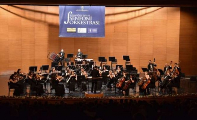 Bursa Bölge Devlet Senfoni Orkestrası sezonu piyanist Gülsin Onay'la açacak