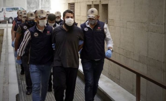 Bursa ve Mersin'deki DEAŞ operasyonunda 4 tutuklama
