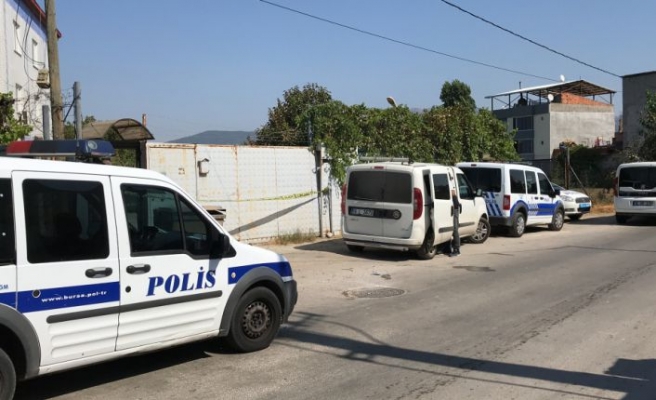 Bursa'da tartıştığı babası tarafından silahla vurulan kişi ağır yaralandı