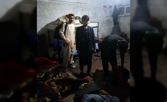 Kocaeli'de 17 yabancı uyruklu saklandıkları evde yakalandı