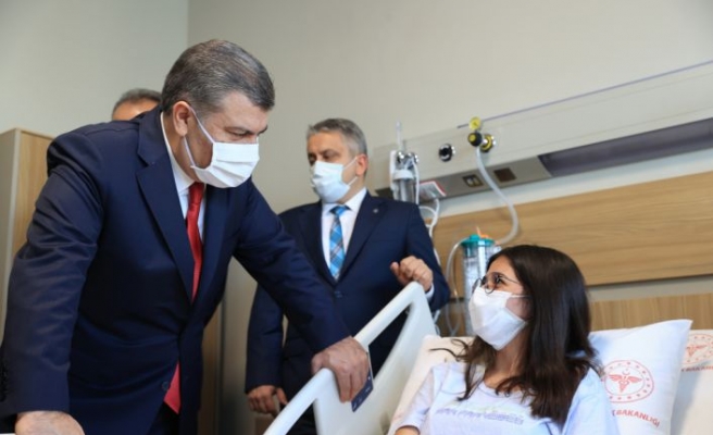 Sağlık Bakanı Fahrettin Koca, Bursa Şehir Hastanesi'ni ziyaret etti