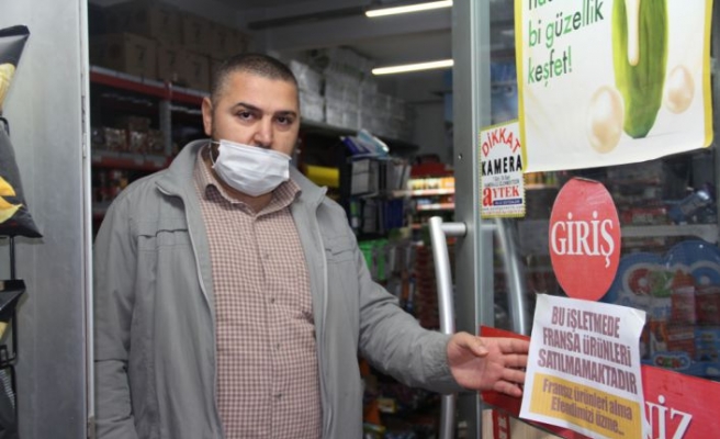 Bursa'da bir grup esnaf Fransız ürünlerini boykot etti