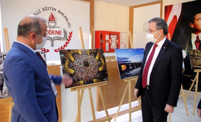 Edirne'de “o anı“ yakalayan öğretmenlerin fotoğrafları sergide buluştu