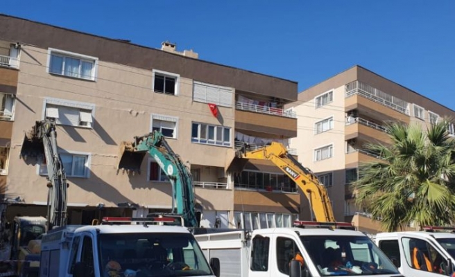 Sakarya Uygulamalı Bilimler Üniversitesi, İzmir depremini inceleyecek