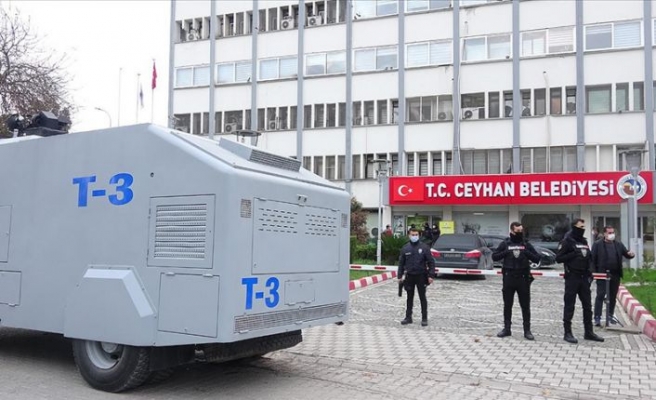 Adana'da rüşvet operasyonu: 23 gözaltı