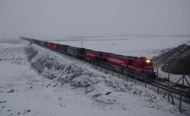 Bakan Karaismailoğlu: Çin ihracat treni Çerkezköy'den Xi'an'a kesintisiz yolculuğunu tamamladı