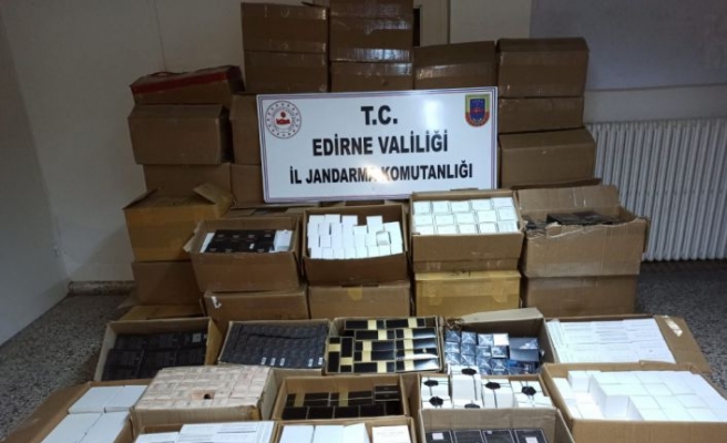 Edirne'de 5 bin 164 kaçak parfüm ele geçirildi