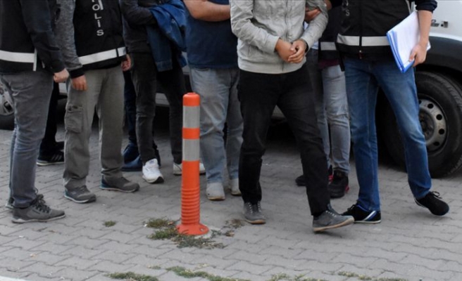 İzmir merkezli 39 ilde FETÖ'nün TSK yapılanmasına operasyon: 63 gözaltı