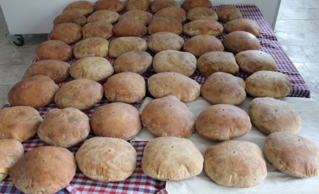 Köy meydanında ekmek satışına 17 bin lira ceza