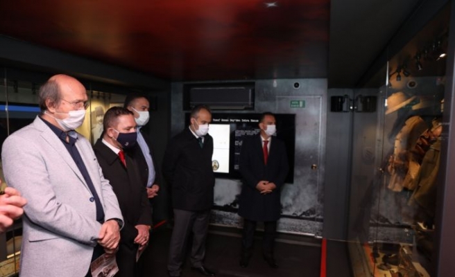 Çanakkale Savaşları Mobil Müzesi Bursa'da ziyarete açıldı