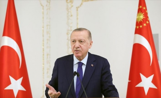 Cumhurbaşkanı Erdoğan: Salgın iş dünyamızın önünde yeni fırsat pencereleri de açıyor