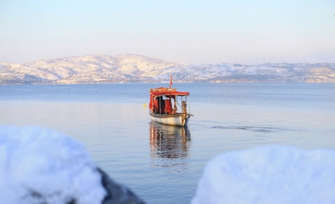 Sakarya'da kar yağışıyla Sapanca Gölü ve Akçay Barajı'nda su seviyesi yükseldi