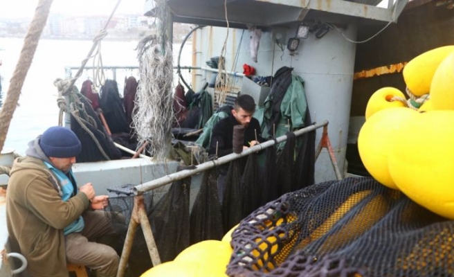 Tekirdağ'da lodosun etkisini kaybetmesiyle balıkçılar denize açılacak