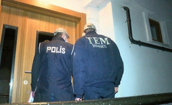 İstanbul'da FETÖ operasyonunda çok sayıda zanlı gözaltına alındı