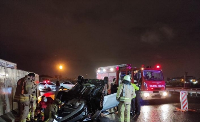 İstanbul'da kaza yapan alkollü sürücünün 3 çocuğu ve eşi yaralandı