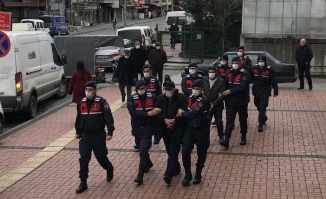 Kocaeli'de terör örgütü propagandası yaptığı iddiasıyla yakalanan 4 şüpheli adliyede