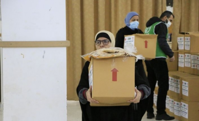 Bursa'dan Lübnan'daki Filistinlilere kumanya yardımı