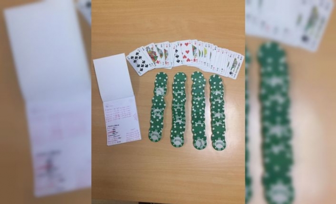 Kocaeli'de kumar oynayan ve Kovid-19 tedbirlerini ihlal eden 19 kişiye para cezası